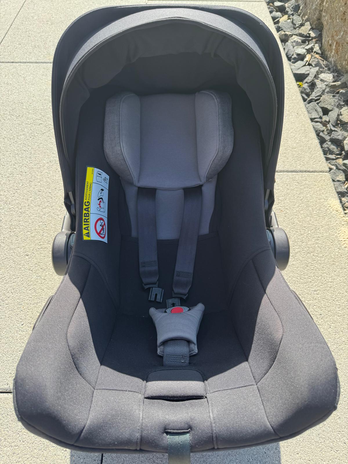 Sauberer Kindersitz